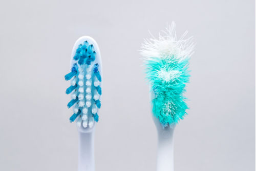 change_toothbrush