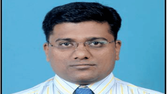 Dr. Pravin Padalkar, Spine Surgeon in vashi vii thane