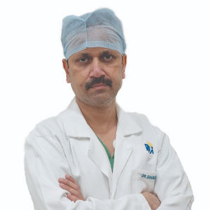 Dr. S M Shuaib Zaidi, Surgical Oncologist in shakur pur i block north west delhi
