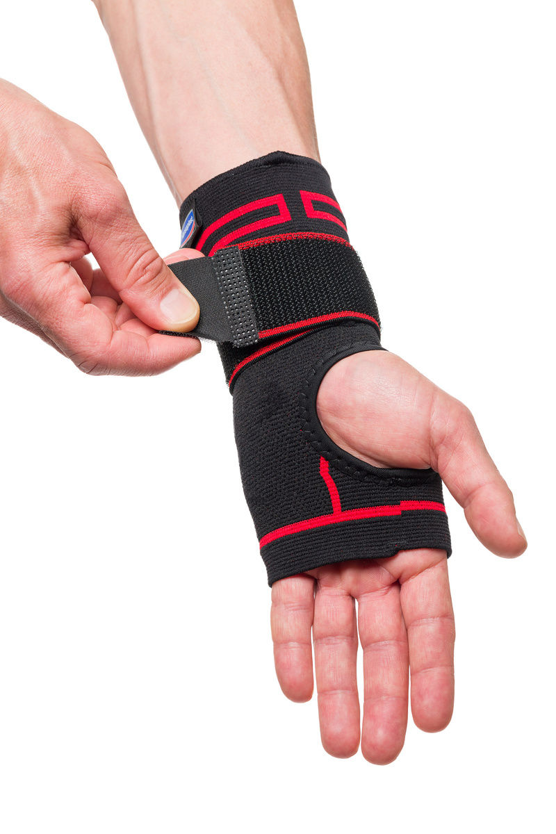 Buy Hansaplast Sport Wrist Brace Medium, 1 Count Online
