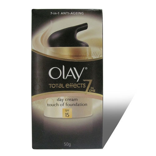 Olay Total Effects 7 In 1 Day Cream Touch of Foundation SPF 15, 50 gm, Pack of 1 